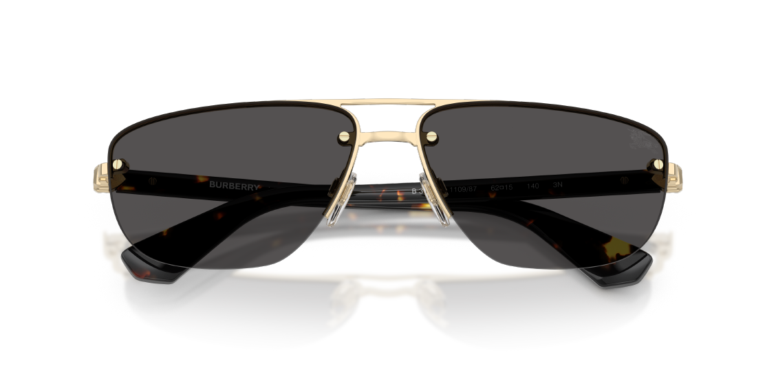 Солнцезащитные очки Burberry BE3164 110987