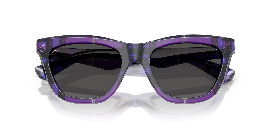 Солнцезащитные очки Burberry BE4435 411387