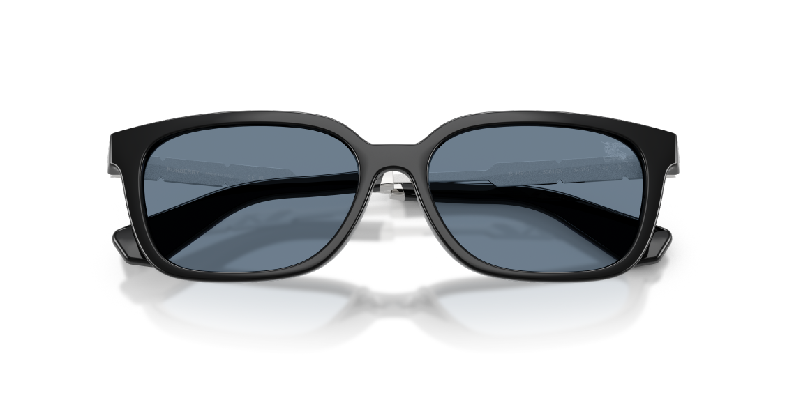 Солнцезащитные очки Burberry BE4481D 30012V