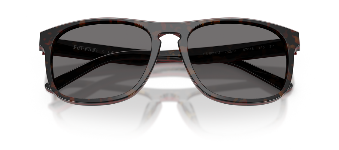 Солнцезащитные очки Scuderia Ferrari FZ6020U 742/81