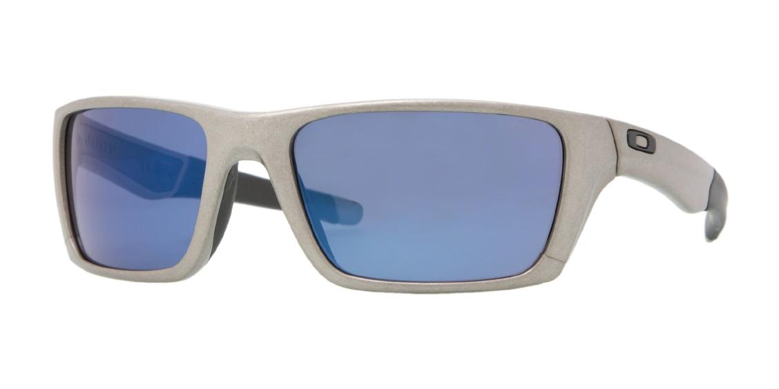 Солнцезащитные очки Oakley Jury OO4045 404503