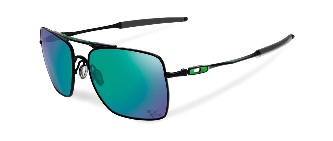 Солнцезащитные очки Oakley Deviation OO4061 406113