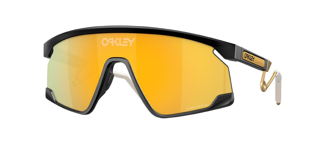 Солнцезащитные очки Oakley BXTR Metal OO9237 923701
