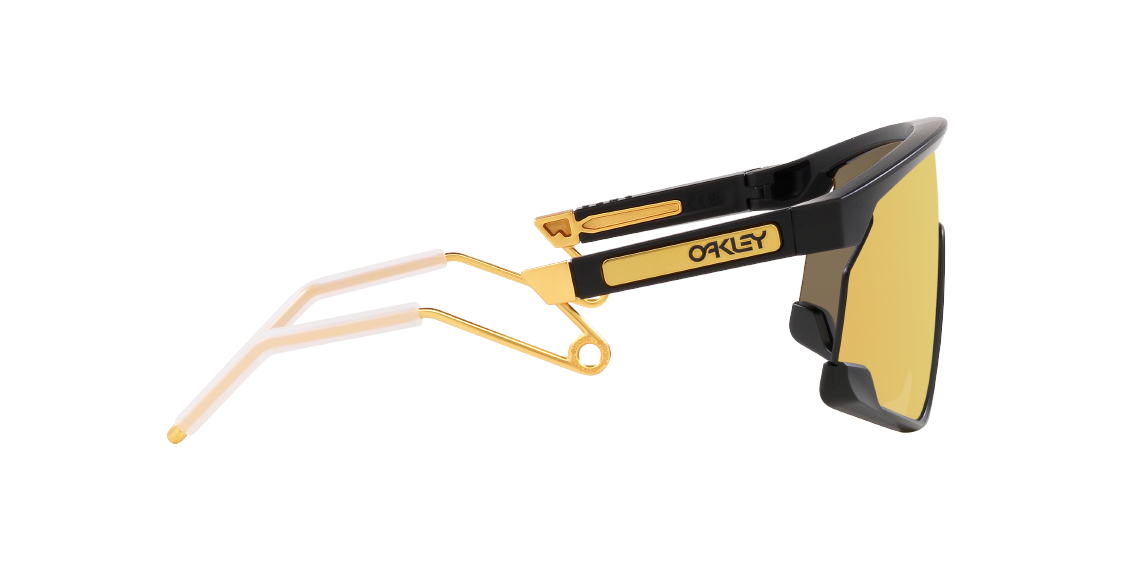 Солнцезащитные очки Oakley BXTR Metal OO9237 923701