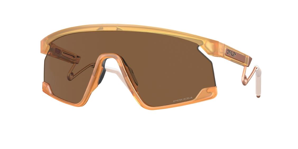 Солнцезащитные очки Oakley BXTR Metal OO9237 923706
