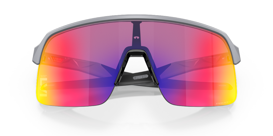 Солнцезащитные очки Oakley Sutro Lite OO9463 946343