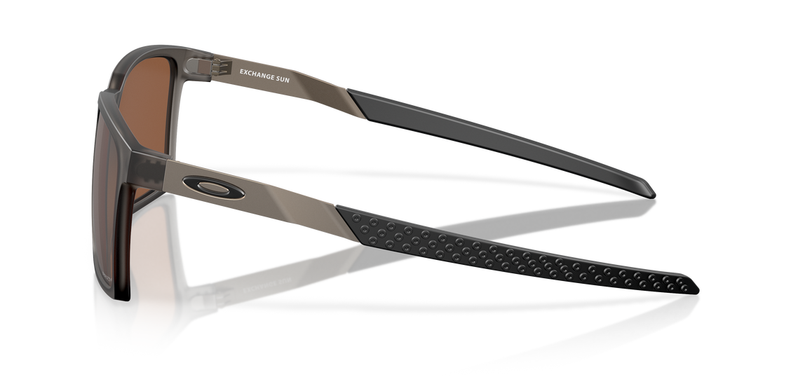 Солнцезащитные очки Oakley Exchange Sun OO9483 948302