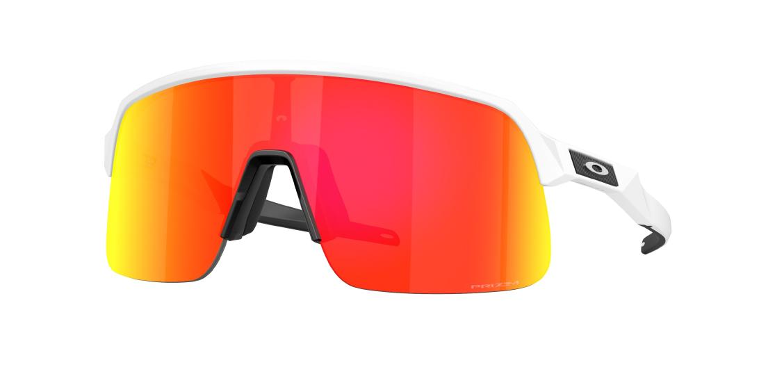 Солнцезащитные очки Oakley Sutro Lite S OO9496 949602