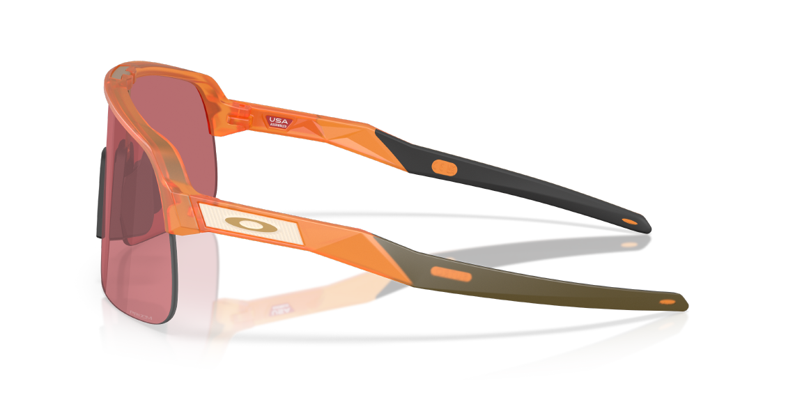 Солнцезащитные очки Oakley Sutro Lite S OO9496 949610