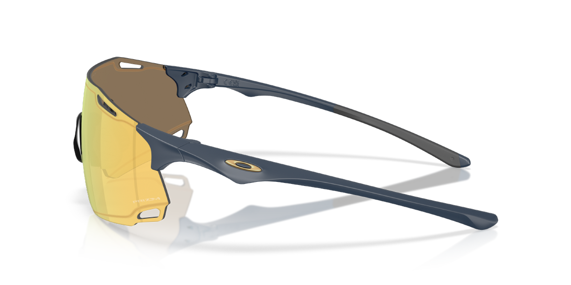Солнцезащитные очки Oakley Cybr Dyno OO9513D 951306