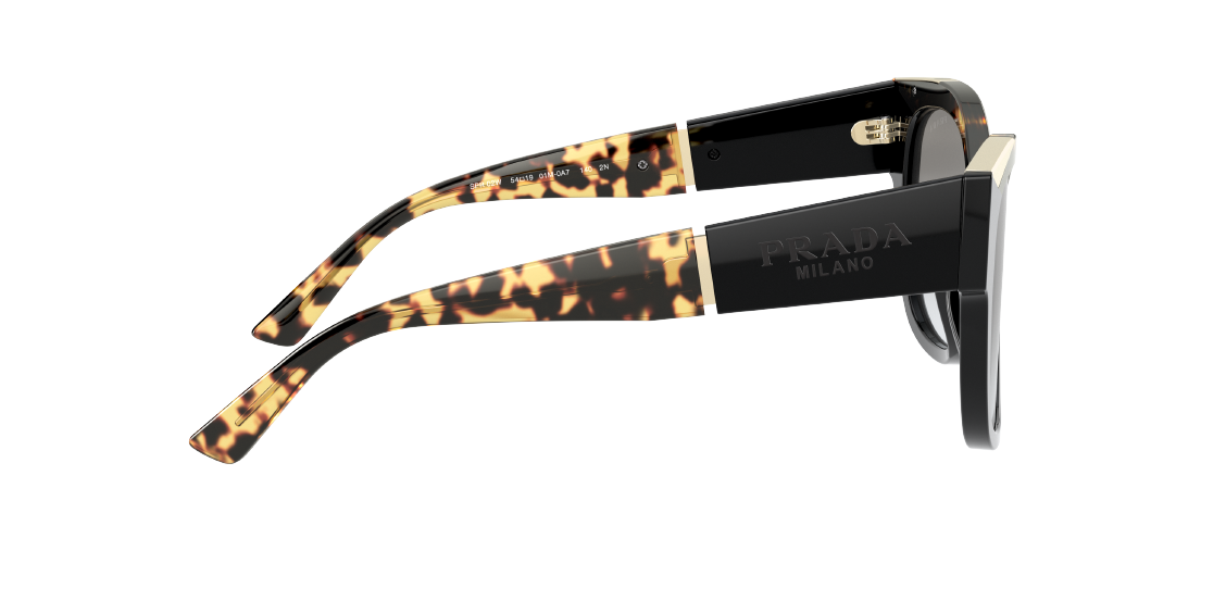 Солнцезащитные очки Prada PR 02WS 01M0A7