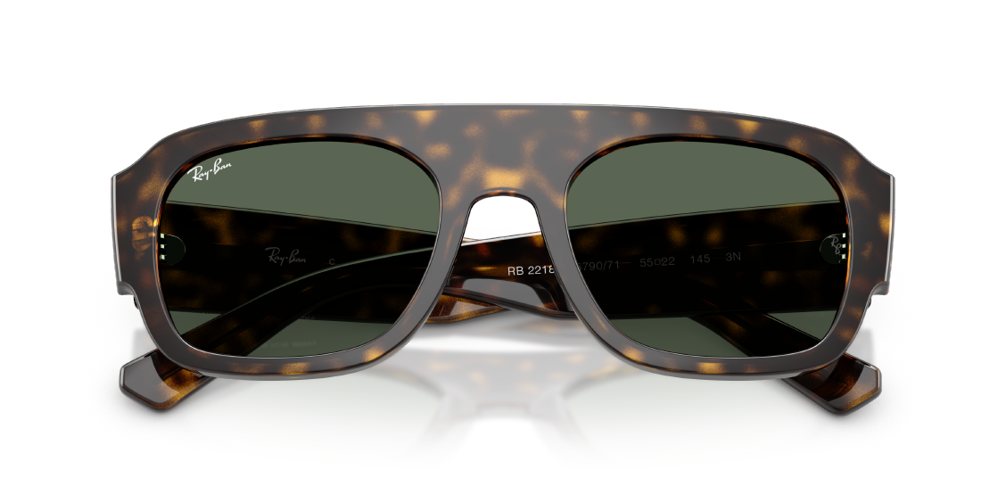 Солнцезащитные очки Ray-Ban RB2218 679071