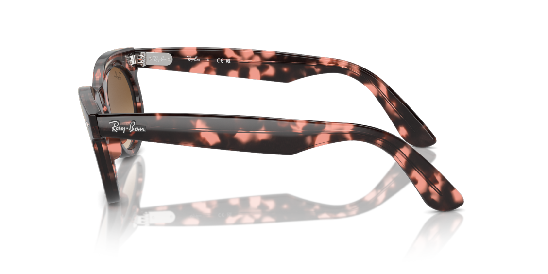 Солнцезащитные очки Ray-Ban Wayfarer Oval RB2242 133451