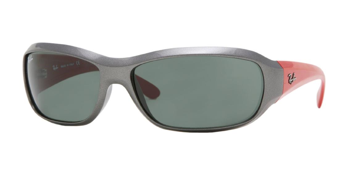 Солнцезащитные очки Ray-Ban RB4121 733