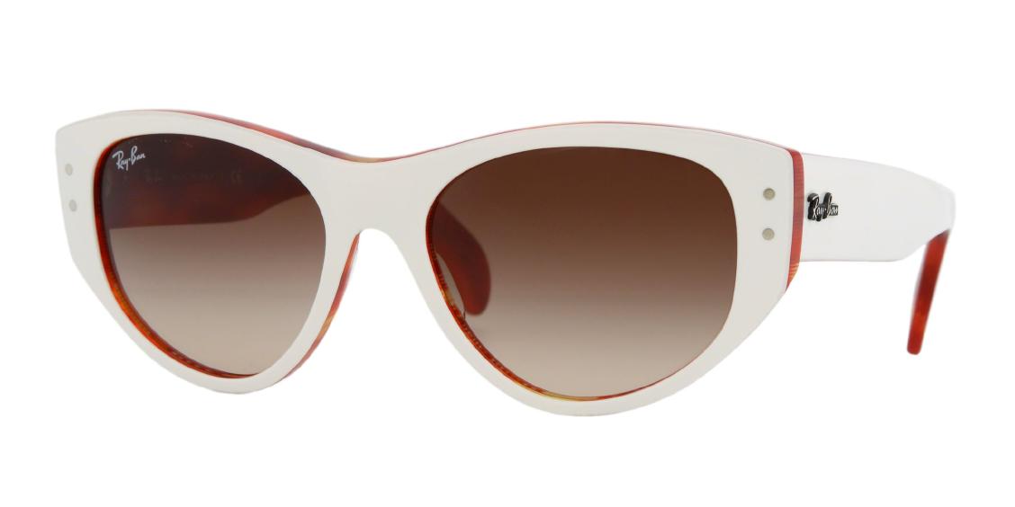 Солнцезащитные очки Ray-Ban Vagabond RB4152 105951