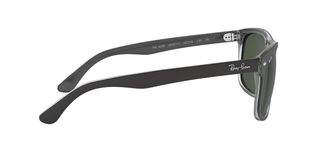 Солнцезащитные очки Ray-Ban RB4226 605271