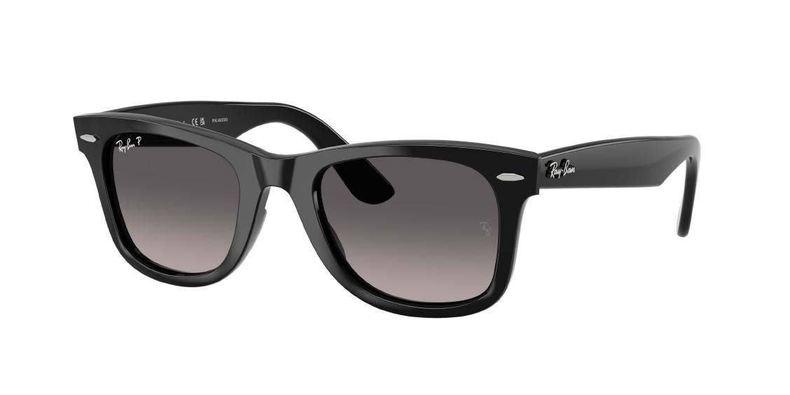Солнцезащитные очки Ray-Ban Wayfarer Ease RB4340 601/M3