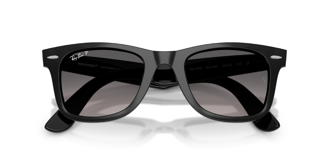 Солнцезащитные очки Ray-Ban Wayfarer Ease RB4340 601/M3