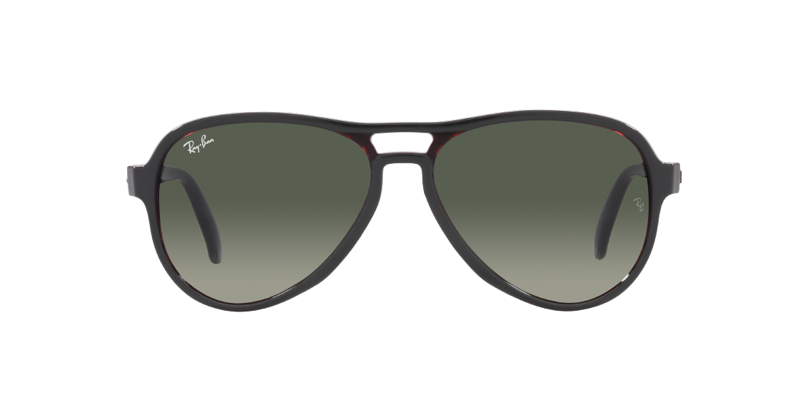 Солнцезащитные очки Ray-Ban Vagabond RB4355 660571
