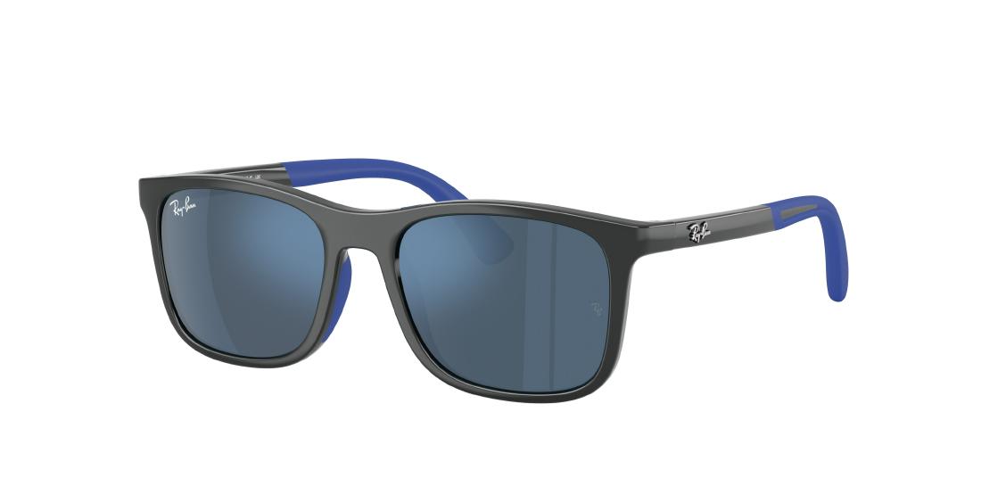 Солнцезащитные очки Ray-Ban RJ9084S 715155