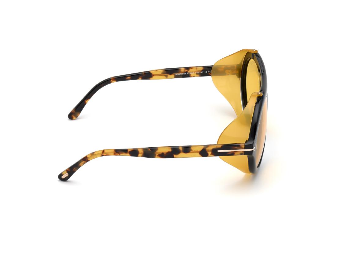 Солнцезащитные очки Tom Ford FT0882 01E