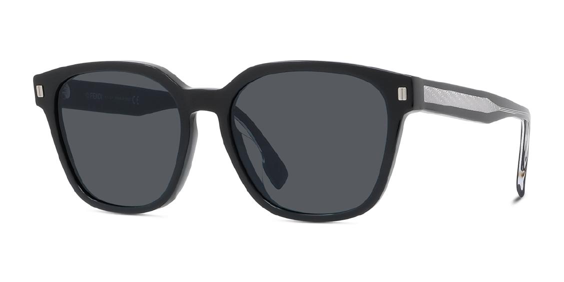 Солнцезащитные очки Fendi FE40001U 01V