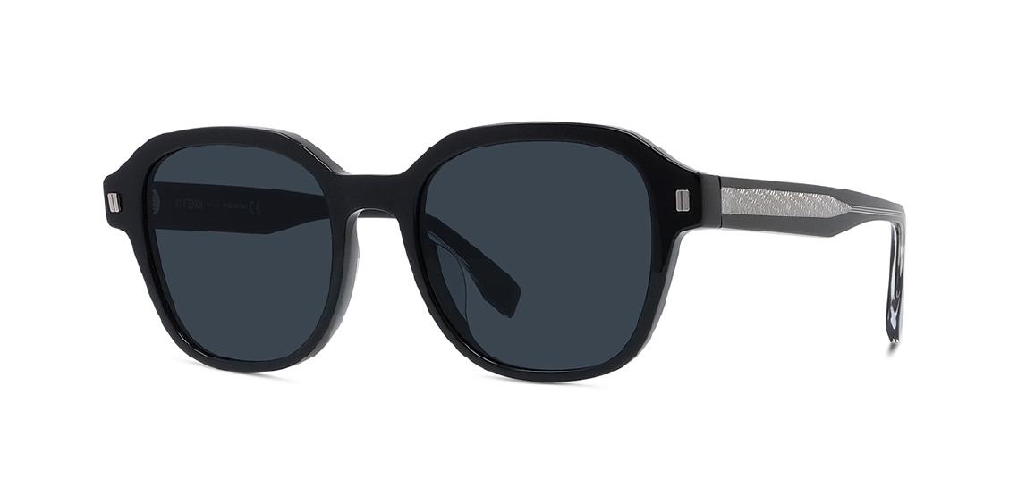 Солнцезащитные очки Fendi FE40002U 01V