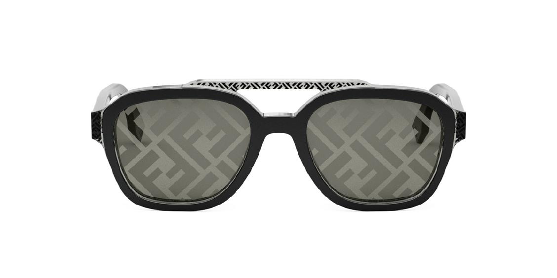 Солнцезащитные очки Fendi FE40076U 01C