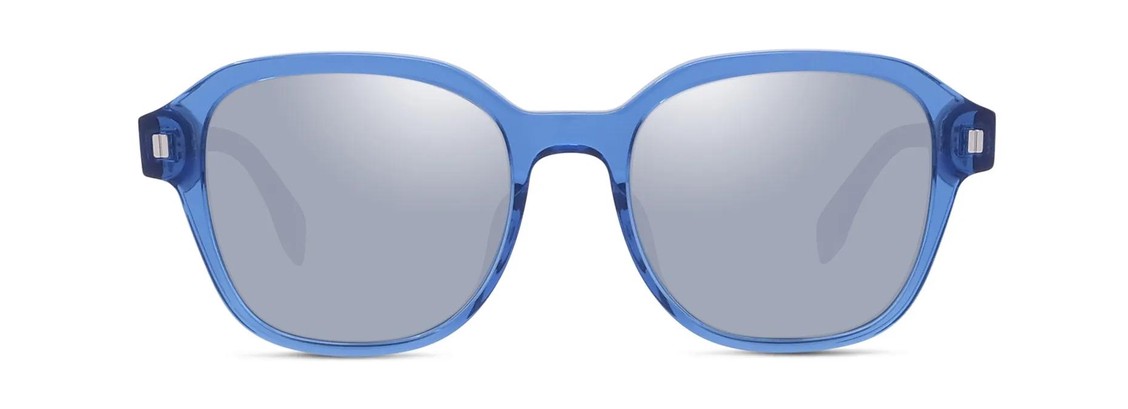 Солнцезащитные очки Fendi FE40002U 90X