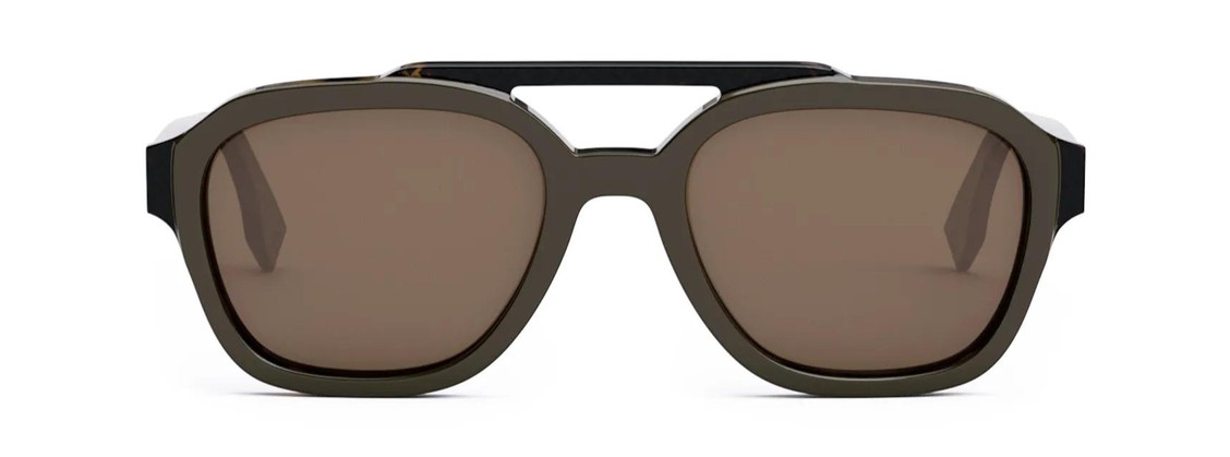 Солнцезащитные очки Fendi FE40076U 50E