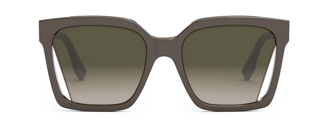 Солнцезащитные очки Fendi FE40085I 50P