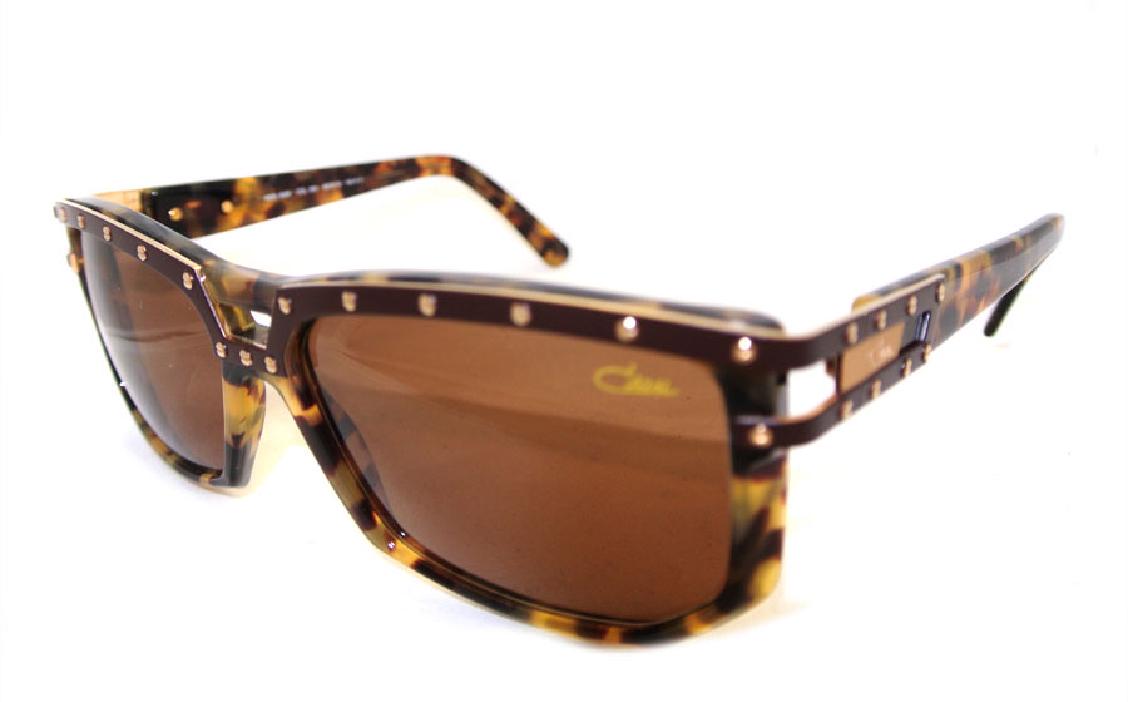 Солнцезащитные очки Cazal 8028 003