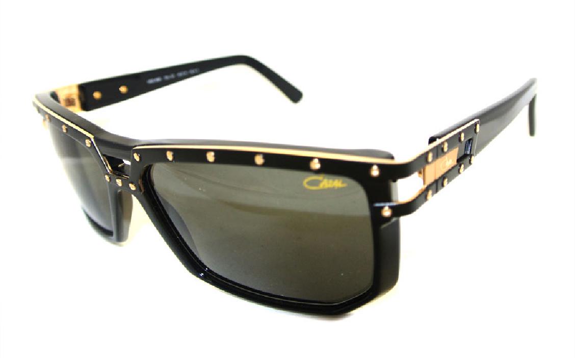 Солнцезащитные очки Cazal 8028 001