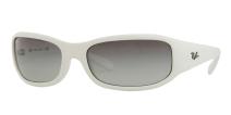 Солнцезащитные очки Ray-Ban RB4137 671/11