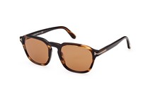 Солнцезащитные очки Tom Ford FT0931 56E