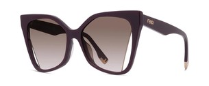Солнцезащитные очки Fendi FE40010U 81F