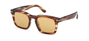 Солнцезащитные очки Tom Ford FT0751 53E