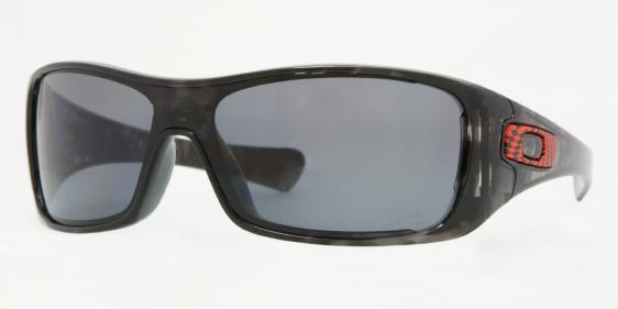 Oakley antix top