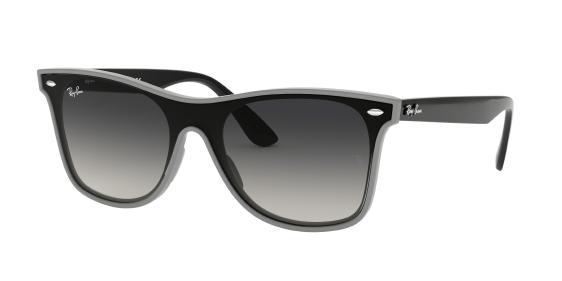 Ray ban blaze 2024 wayfarer on face
