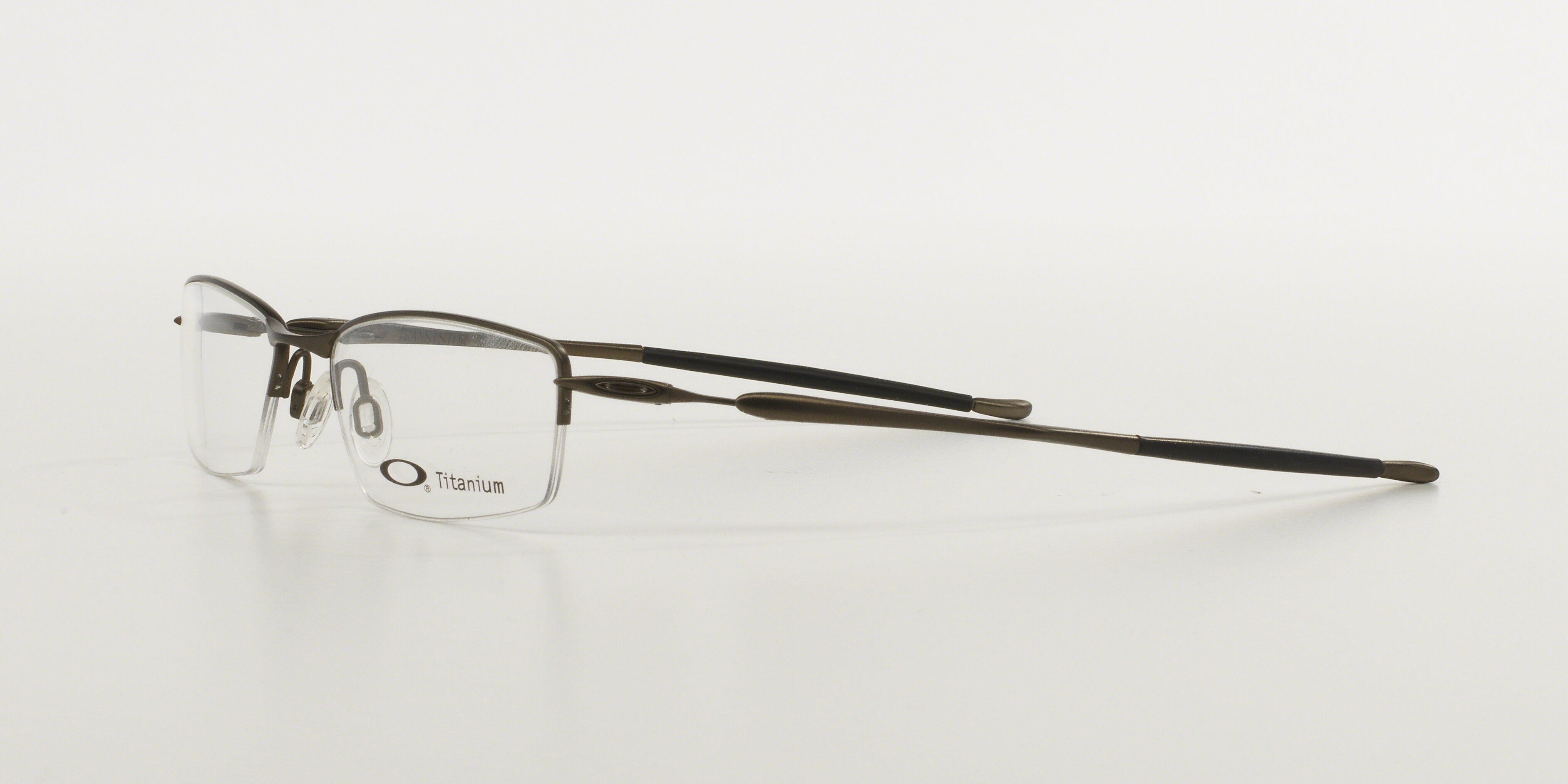 Оптическая оправа Oakley Transistor OX3085 22-216 купить в Москве